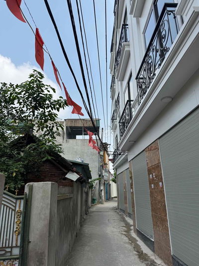 NHÀ KIM CHUNG YÊN BỆ