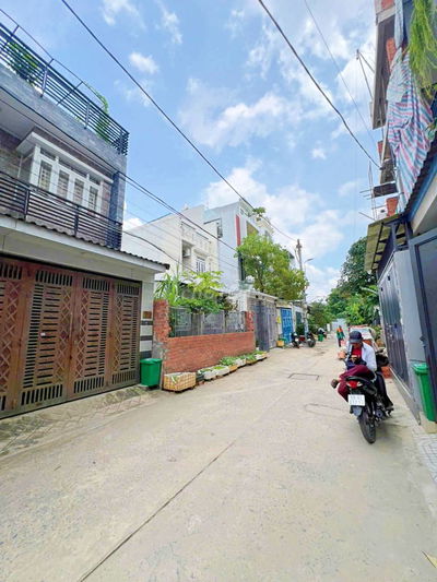 ĐẤT FULL THỔ CƯ ( 6X20 )120M2, CÁCH PHẠM VĂN ĐỒNG 300M, SỔ RIÊNG