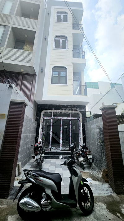 Mua bán nhà quận 4, 4 tầng xây mới 100%, hoàn công đủ, đường số VH !