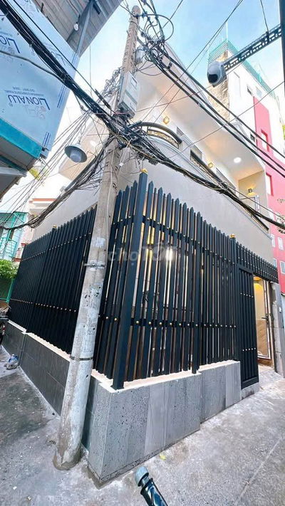 Mua bán nhà quận 4, 42m2 đất, 2 tầng, dân cư hiện hữu, đường Tôn Đản !