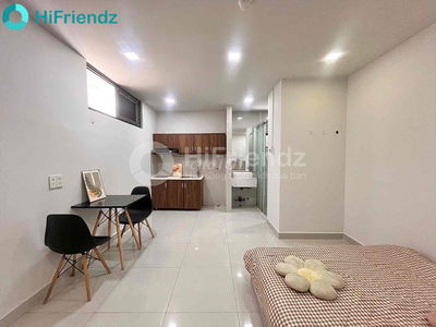 Căn hộ Full nội thất, cửa sổ trời sát bên cầu Phú Mỹ, tiện đi quận 4
