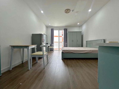 🔥STUDIO BAN CÔNG_30m2_FULL NT_MỚI 100%_GẦN VÒNG XOAY DÂN CHỦ