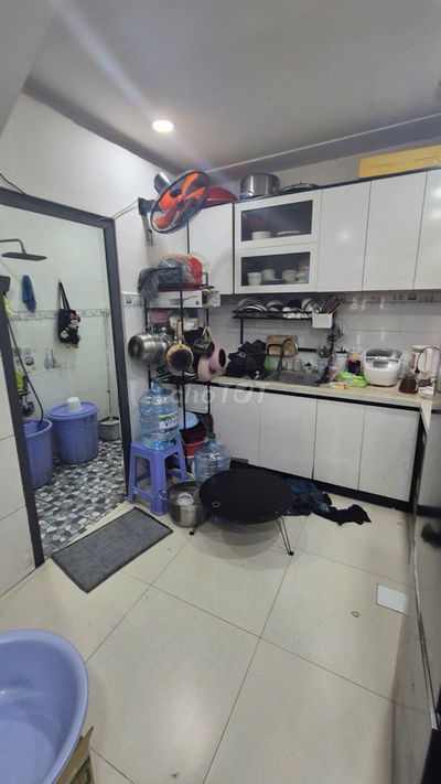 NHÀ SAU CĂN MẶT TIỀN, 32M2, NGANG 3.8m, 2 TẦNG- AN NINH- HOÀN CÔNG ĐỦ