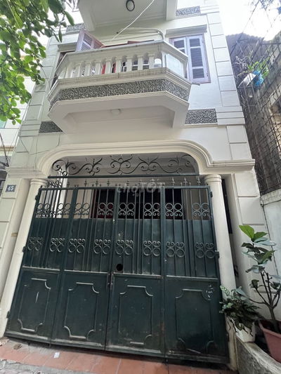 Cho thuê lại không gian tầng 1 và tâng 2