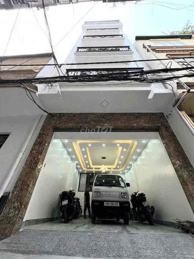 Hoàng Quốc Việt - Nhà đẹp 6 tầng thang máy , gara ô tô