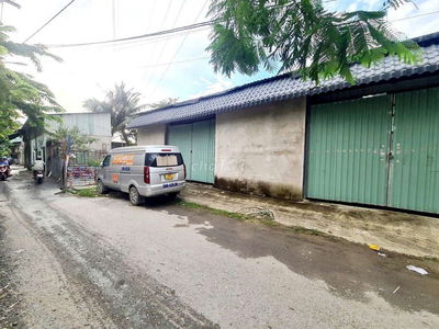 Bán lô đất, có nhà xưởng 8,6x22=192 m2, giá 5 tỷ