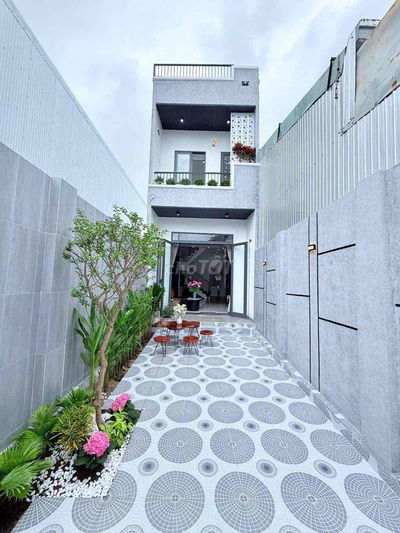 Nhà đẹp full nội thất 2 tầng 3 PN K14/5 Lê Thạch ngay cổng bến xe