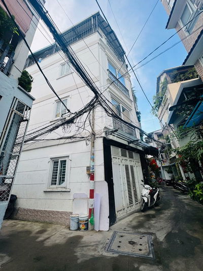 🌟 Nhà 3 Tầng💎 3PN 💎HXH Phan Xích Long💎30m Ra Mặt Tiền – Nhỉnh 6 tỷ