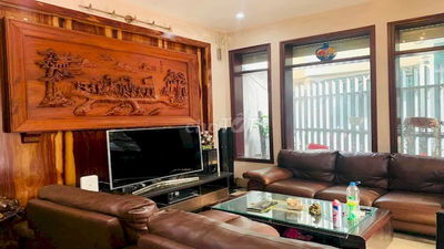 BÁN NHÀ VÕNG THỊ GẦN Ô TÔ, TIỆN DI CHUYỂN 3 QUẬN, VỪA Ở VỪA KINH DOANH