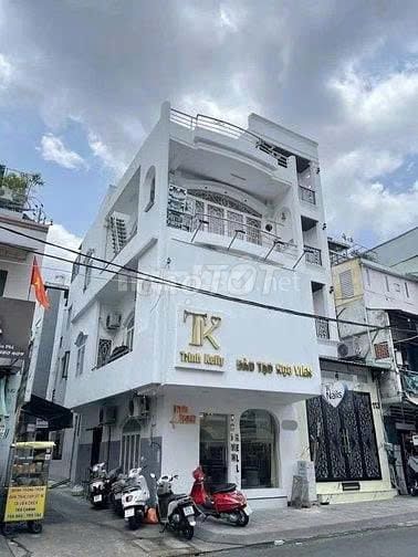 4.5x10m Vuông vức, dễ khai thác Trệt 2 Lầu Sân thượng 2MT Đặng Dung