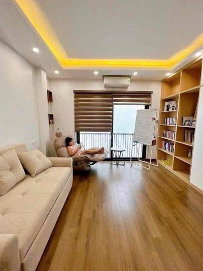 Siêu Hiếm ! Nhà Phố Trần Duy Hưng -Ngõ To- Lô Góc Gần Phố Nội Thất vip