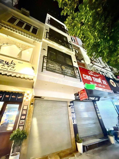 Bán nhà mặt phố Ô Chợ Dừa: 10m2, 5 tầng, full nội thất, 5,2 tỳ