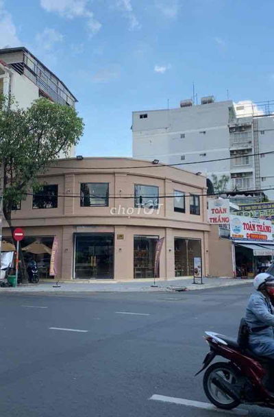 CHO THUÊ NHÀ GÓC 2 MẶT TIỀN ĐINH BỘ LĨNH - QUỐC LỘ 13, BÌNH THẠNH
