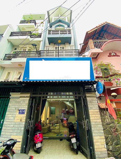 phòng ban công thoáng mát yên tĩnh, giờ giấc tự do có máy lạnh