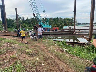 chính chủ gửi lo đất mặt tiền sông dt 1100 m