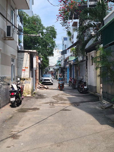 Xe Hơi Ngủ Trong Nhà Phan Huy Ích P12 Gò Vấp 108m² 3PN - Chỉ 5,999 Tỷ