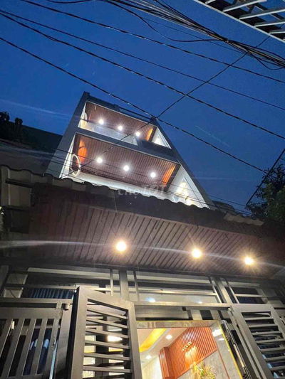 Bán nhà mới đường Phạm Thế Hiển