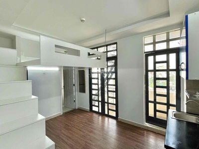 Căn hộ Duplex Ban Công đi bộ qua đại học Ufm đầy đủ tiện nghi