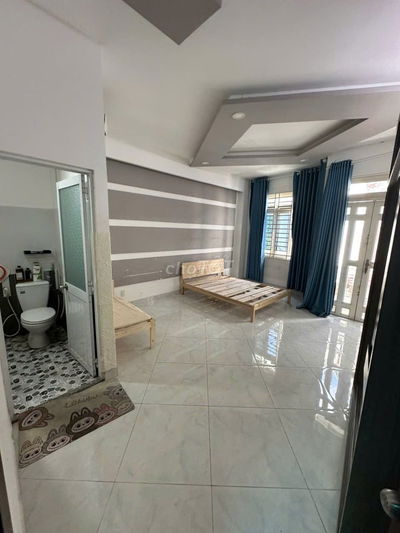 Nhà hẻm Xe Hơi 1 Trệt 2 lầu 3 Phòng ngủ Sẵn 2 Máy Lạnh  Nguyễn Sỹ Sách