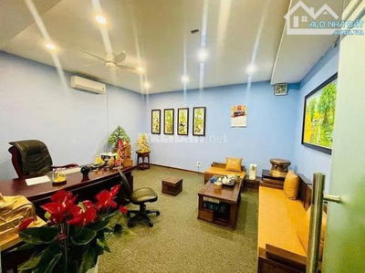 cho thuê tầng 2,3 mặt phố nguyễn trãi – thanh xuân, 120m2/tầng, mt15m, giá từ 16 tr/tháng