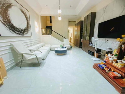 Nhà một xẹt đường Phan Uy Ích, Gò Vấp, 76,5m2. Khu dân cư an ninh