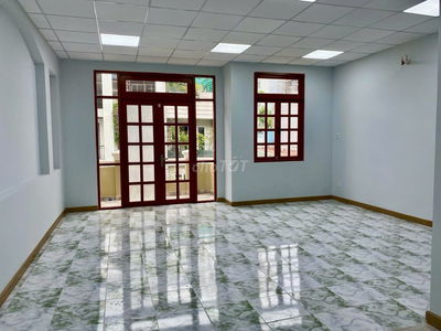 Mặt Tiền Đường Chợ Lớn - 4,5x17m - Nhà 3 Lầu - Gần Hậu Giang