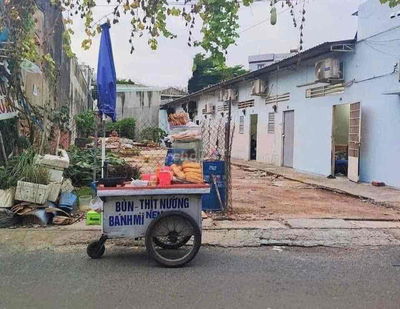 BÁN LỖ
