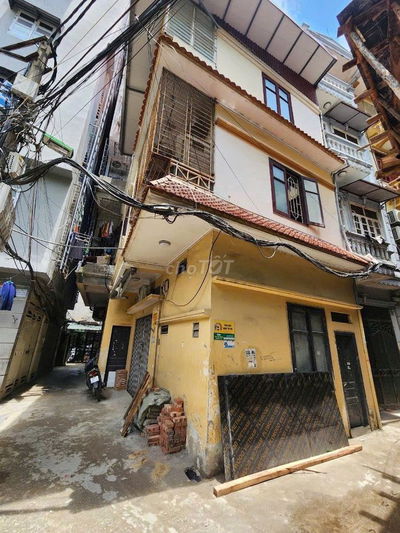 Bán nhà Lô Góc Cầu Giấy – VF3 đỗ cửa – Gần phố, kinh doanh tốt!