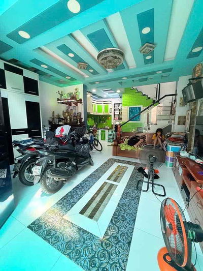 📍VỊ TRÍ VÀNG – NHÀ CŨNG PHẢI SÁNG CHÓI! 39M2 - 5 TẦNG- HẺM XE HƠI