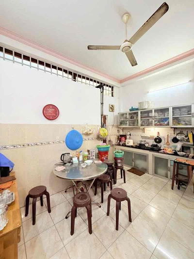 NHÀ HẺM XE HƠI NGAY KHU K300- TB- 5.5m*16m- 3 TẦNG
