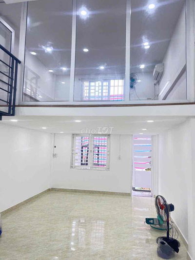Chung cư thang bộ,sổ hồng riêng lâu dài,nhà đẹp
