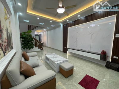 BÁN NHÀ NGỌC THỤY LONG BIÊN – NHÀ ĐẸP Ở NGAY – Ô TÔ ĐỖ CỔNG – DT 40m2 - GIÁ HƠN 6. Tỷ