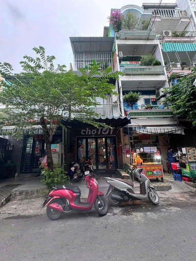 Nhà sát Bình Thới, hẻm xe hơi