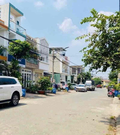 Đất Đẹp ngang 5,5m, KDC Sát Đường Trần Văn Ơn, Đông Hoà, Dĩ An