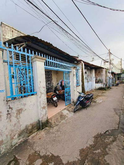Nhà Phan  Văn Hớn , Giá rẻ chỉ 55tr/m2
