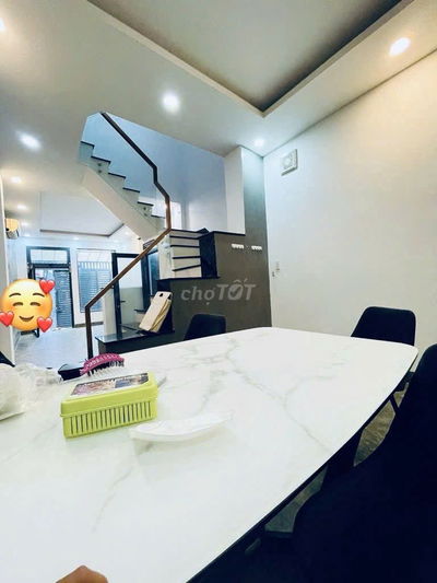 SÁT MẶT TIỀN NGANG 3,5 X15 3T ẤM CÓ 5 TÊ