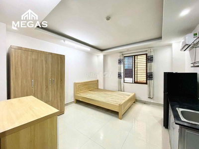 Studio Cửa Sổ Trời Giá Rẻ Ngay Lotte Mart