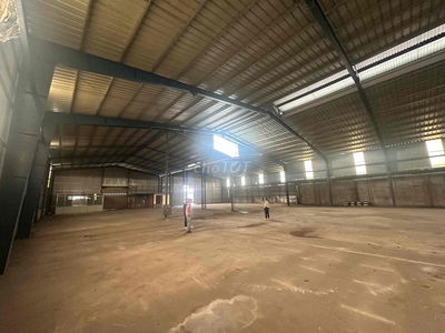 🔴KHO XƯỞNG LONG AN GIÁ RẺ HÌNH ẢNH THẬT XE CÔNG 24 ĐIỆN 400 KVA
