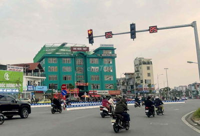 CC nhà ngõ 264 Ngọc Thuỵ, ngã 5 Hồng Tiến - Ngọc Thuỵ