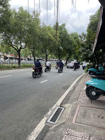 Bán Nhà Đường Phạm Văn Hai P 3 Tân Bình 18M2 3 tầng giá: 3,1Tỷ