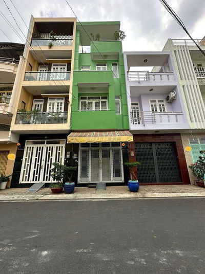 Ngay Công viên Phú Lâm đường An Dương Vương Nhà 4 tầng 4pn 7.9 tỷ
