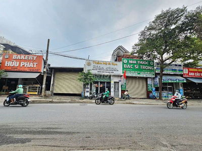 Nhà mặt tiền chợ Đoàn Thị Kia gần Vincom550 Tp. Dĩ An