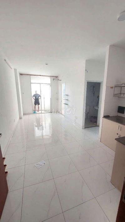 Cho thuê căn hộ Sen Hồng block B giá thuê 6tr/2pn,2wc/50m2
