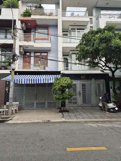 Cho thuê nhà 4x25m 2 lầu 7pn.Mt đường nội bộ 12m ngay Lê Trọng Tấn