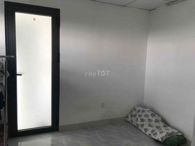 NAM - Cần người ở ghép share tiền