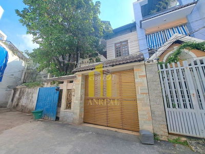 Cho thuê Villa Trần Não full nội thất 5 phòng. Giá 40 triệu