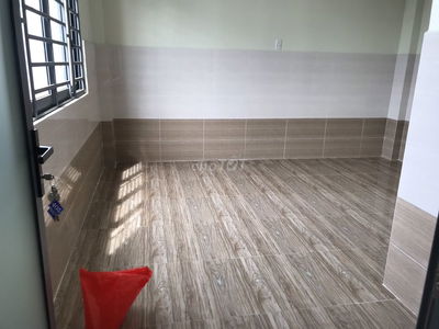 Phòng cho thuê dài hạn * Có thang máy, máy lạnh gần BX Miền Tây