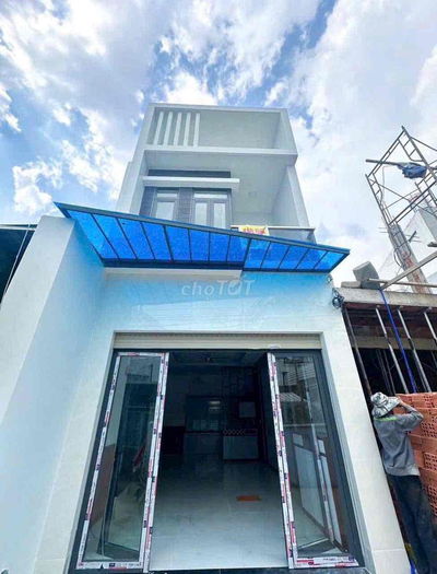 Nhà 1 trệt 1 lầu đường Nguyễn Văn Hoa, p Thống Nhất, gần ngã 3 Máy Cưa