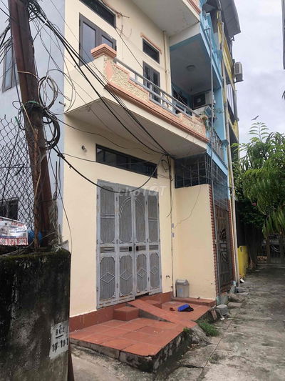 Nhà nguyên căn phố Bắc Cầu, 2 phòng ngủ điều hoà
