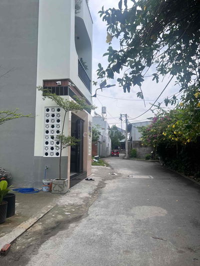 Hẻm 190 vừon lài, sát mặt tiền, hxh, khu vib